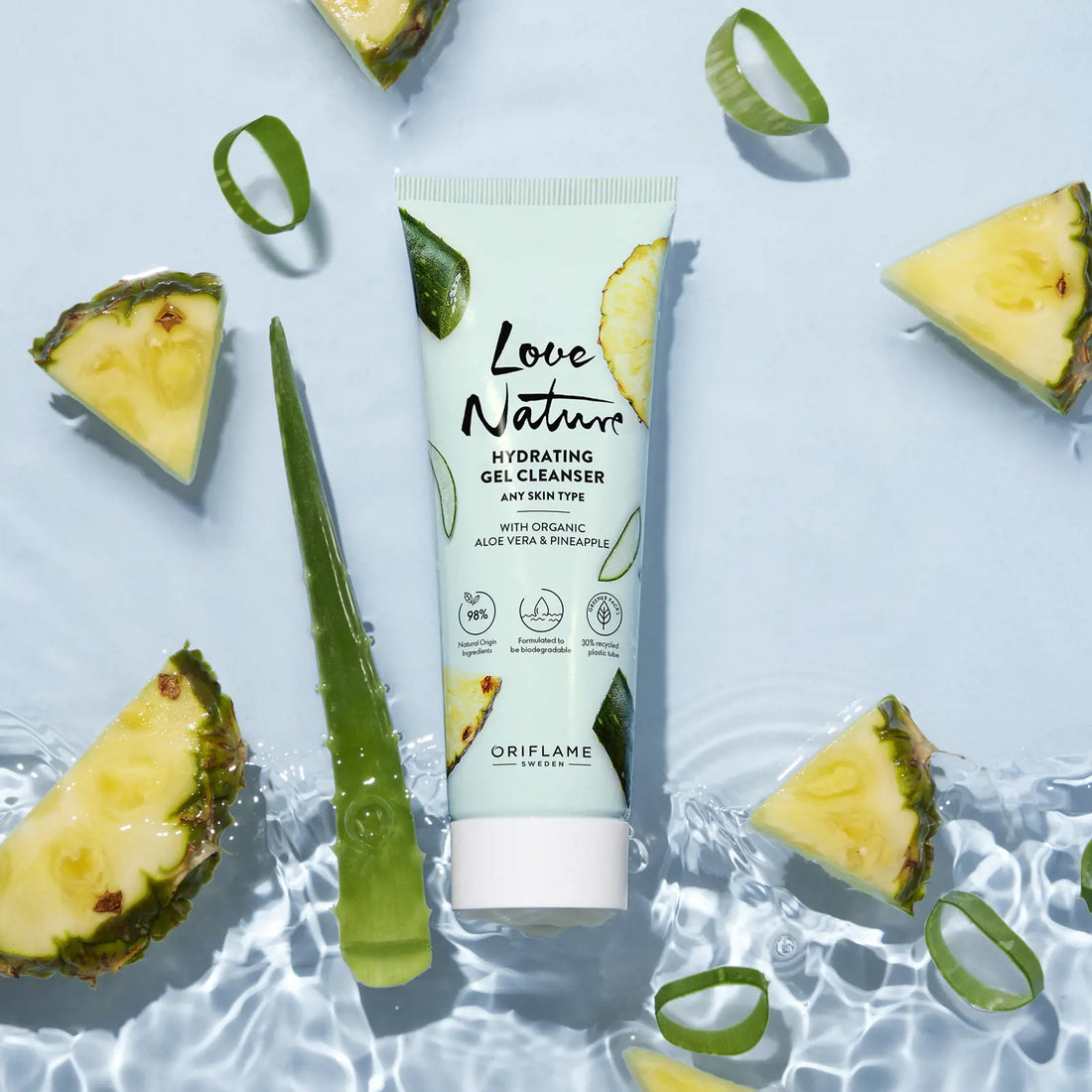 Oriflame Love Nature Hydrating Gel Cleanser with Organic Aloe Vera & Pineapple